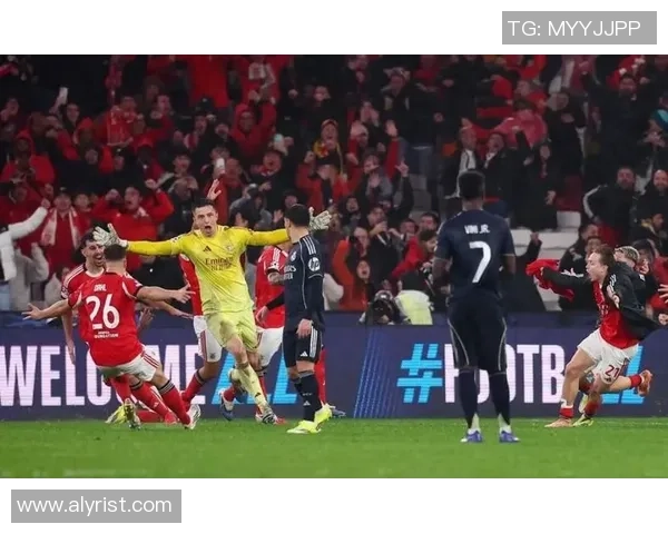 德甲激战本菲卡与皇马握手言和神扑时刻点燃全场激情